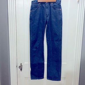 Wrangler 13MWI cowboy cut jeans 30x32 like new!!